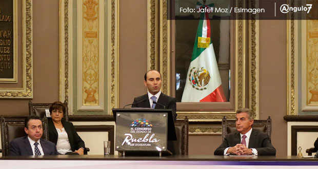 Ya que se va, Aguilar quiere obligar a diputados a publicar “3 de 3”
