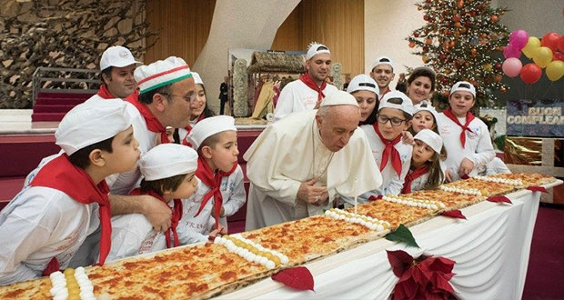 Papa Francisco celebra cumpleaños 81 con niños y familias