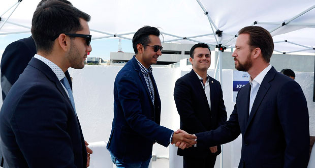 Banck propone trabajo conjunto con jóvenes emprendedores