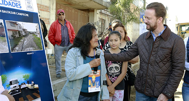 Banck y vecinos supervisan arranque de pavimentación en San Miguel