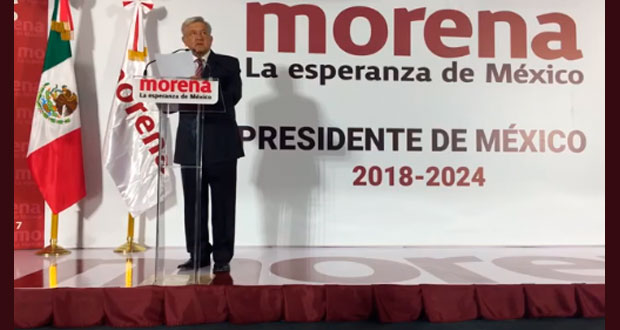 Por 3ª vez, AMLO es precandidato a Presidencia; presenta decálogo