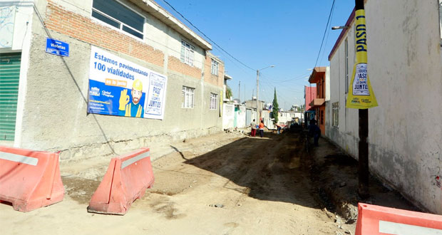 Avanza pavimentación en calles de Ignacio Romero Vargas