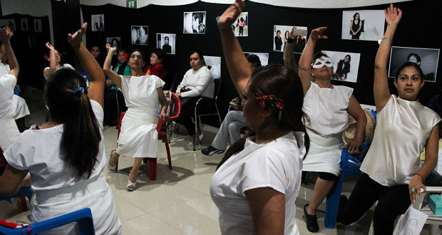 Desarrollan proyecto de arte para mujeres víctimas de violencia