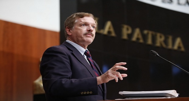 Senador panista propone juzgar a presidentes por corrupción
