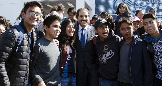 Prepa Simón Bolívar de BUAP logra nivel 1 en calidad educativa