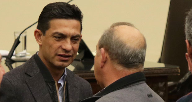 Admite Congreso que quitó trabas a juicio de Rivera porque perdería