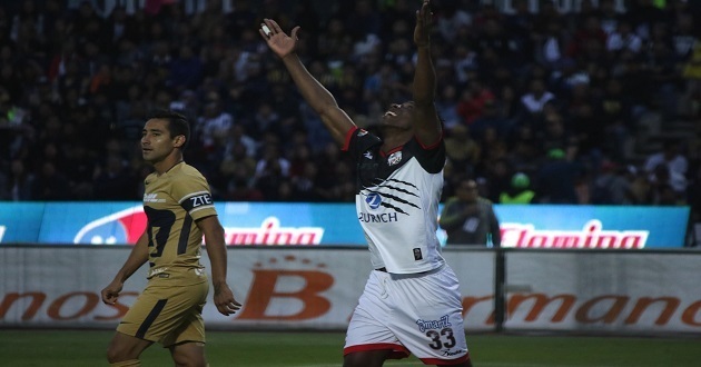 Lobos saca su primer punto del torneo en empate a 1 con Pumas. Foto: EsImagen.