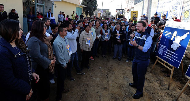 Inicia pavimentación de vialidades en San Jerónimo Caleras