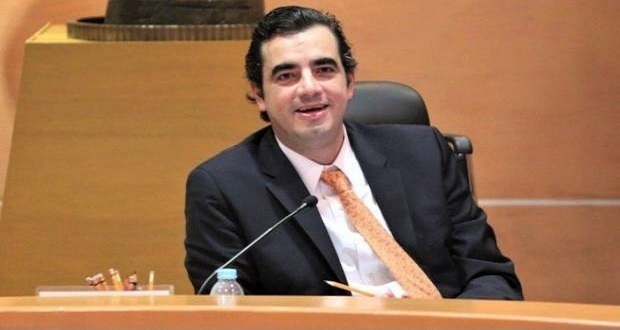 INE halla anomalías en firmas de 24 independientes a diputaciones. Foto: Especial