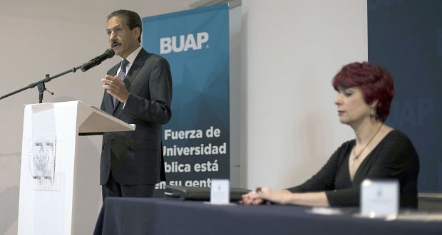 Universidades deben impulsar que las leyes se cumplan: Esparza
