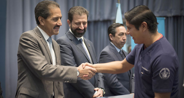 En la BUAP, 95% de docentes de Estomatología tiene posgrado