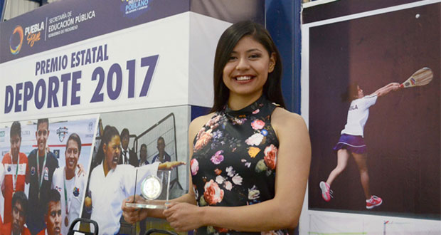 Victoria Cruz, estudiante de BUAP, premio estatal del deporte