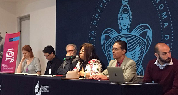 Reflexionan sobre uso de tecnologías en encuentro de BUAP
