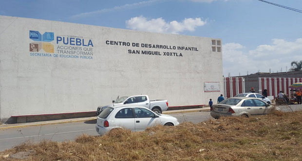 Acusan que a maestras del Cendi en Xoxtla les adeudan salarios