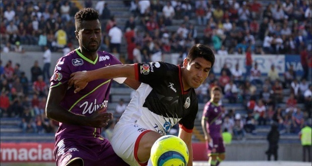 Lobos BUAP golea como local 5-0 a los Tiburones de Veracruz. Foto: Especial