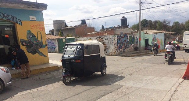 Proliferan moto taxis en Coronango
