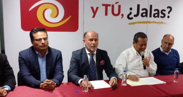 Exfutbolista Ruiz Esparza va por diputación del distrito 20 con PSI