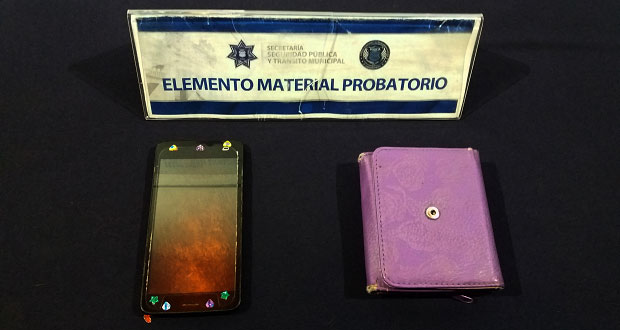 Policías municipales detienen a menor de edad por robo en Puebla