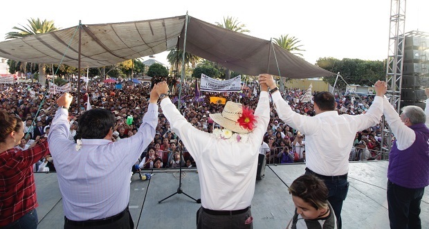 Con empleos bien pagados, acabaremos con huachicol en Puebla: AMLO. Foto: Especial
