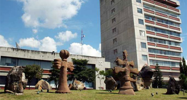 Señalan a funcionario de Morelos por contratos a empresas ilegales