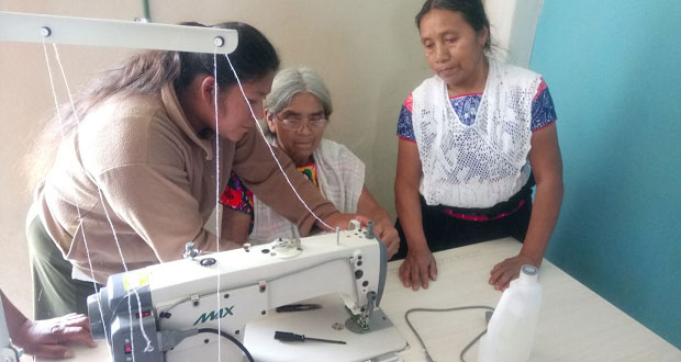 Invierten 100 mdp en dos talleres de costura en Huachinango