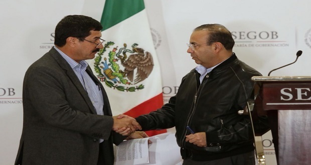 Corral y Segob acuerdan pago de 900 mdp y traslado de Gutiérrez. Foto: La Jornada