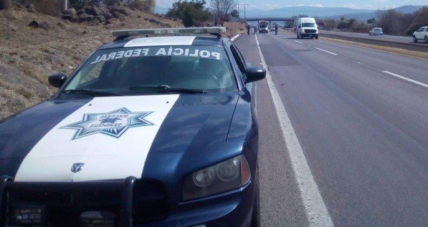 PF asegura dos tractocamiones robados en la México-Puebla