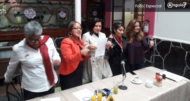 Las cinco precandidatas de Morena a la alcaldía de Puebla pactan unidad