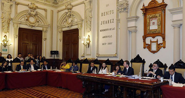 7 regidores dejan el Cabildo de Puebla para buscar curules locales y federales