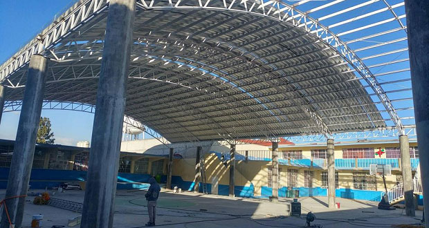 Gestionan techado para primaria Himno Nacional en Ixcaquixtla