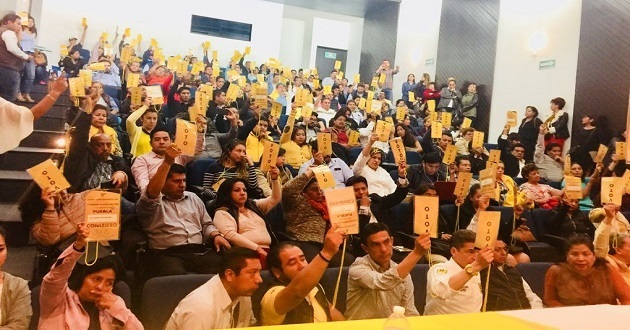 Expriistas y familiares de líderes son candidatos del PRD a cargos locales. Foto: Twitter