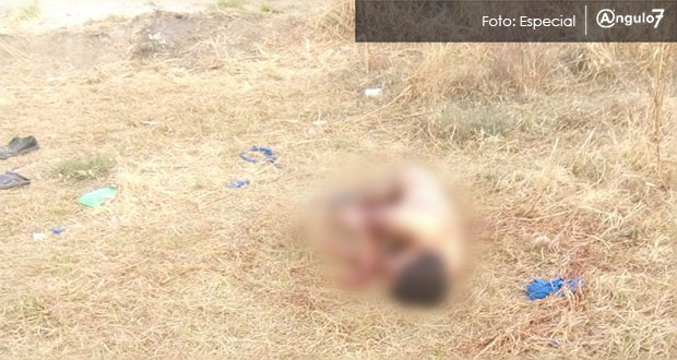 Se encontraba dispersa la ropa del ahora occiso, quien presentaba una herida en una de sus piernas. Foto: Especial