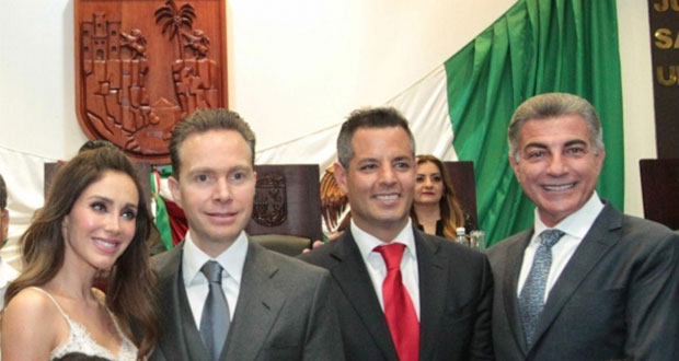 Gali Fayad acude al quinto informe de labores de Manuel Velasco