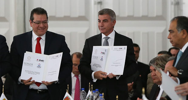 Gali firma declaración por la legalidad para las elecciones