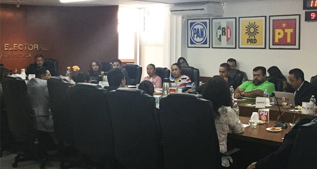 Condenan partidos proyecto de regulación de propaganda en Puebla