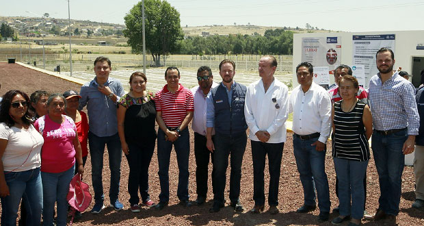 Entregan nuevo panteón municipal y pavimentación en Totimehuacán