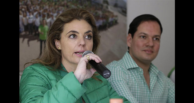 Migoya va por alcaldía de Puebla con PVEM y acusa “simulación” en Morena