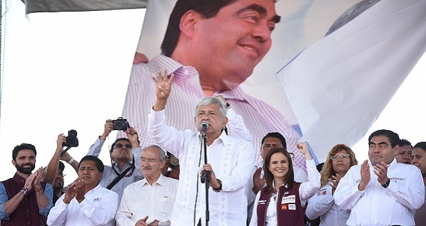 Andrés Manuel López Obrador, candidato a la presidencia por parte de la alianza Juntos