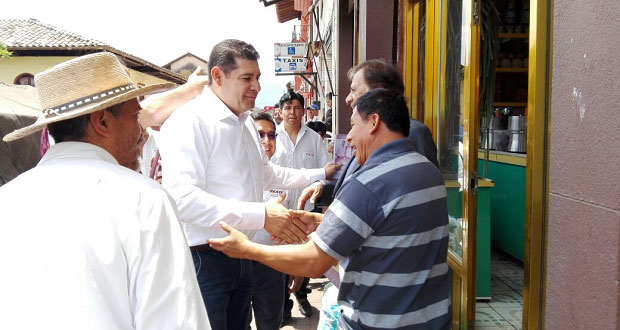 Por abandono, poblanos no quieren saber nada del PRI y PAN: Armenta