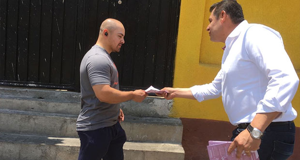Cercanía con poblanos me permite saber qué les preocupa: Armenta