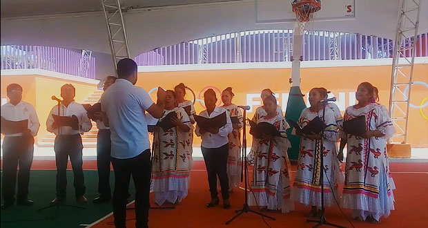 Asambleístas presentan bailes y canciones populares en Tecomatlán