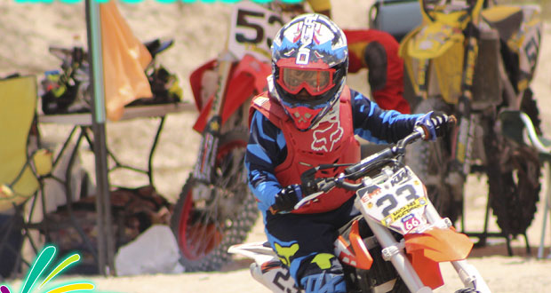 Invitan a espectáculo de acrobacias en motocicleta en Ahuatempan