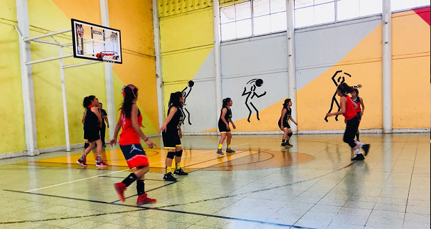 Inicia torneo regional de basquetbol en Huauchinango