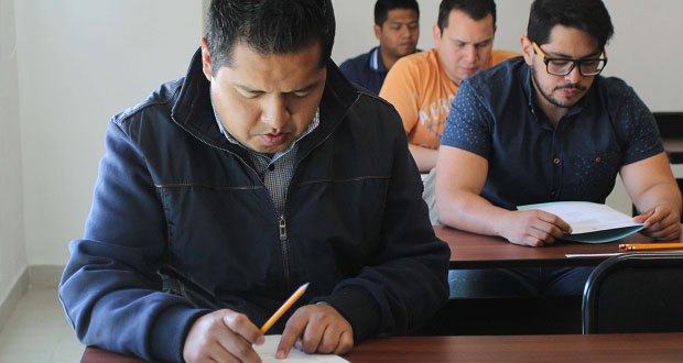 BUAP da 620 becas completas del Ceneval para titulación
