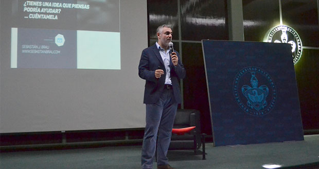 Experto en “lean manufacturing” habla sobre “Industria 4.0” en BUAP