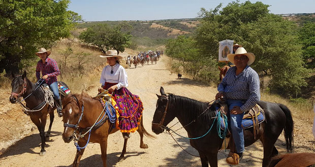 Destacan asistencia regional y nacional a Feria de Ahuatempan 2018