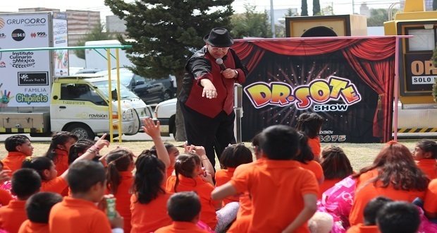 DIF estatal festeja a los niños de casas de asistencia
