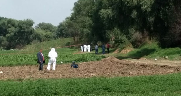 Encuentran camioneta con 4 cadáveres entre Tlaxcala y Puebla