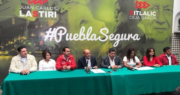 Lastiri y Ceja plantean mejores salarios para policías en Puebla. Foto: Twiiter/@JuanCLastiri