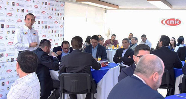 Riestra presenta propuestas a la CMIC en beneficio de constructores